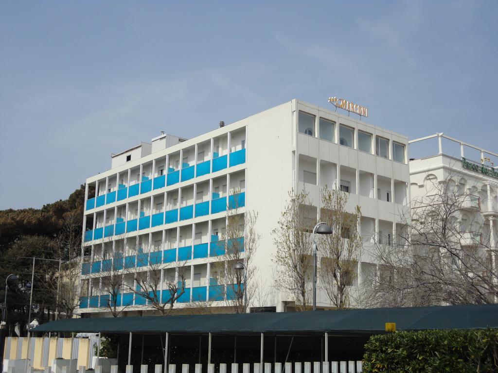 Hotel Spiaggia Marconi Ρίμινι Εξωτερικό φωτογραφία