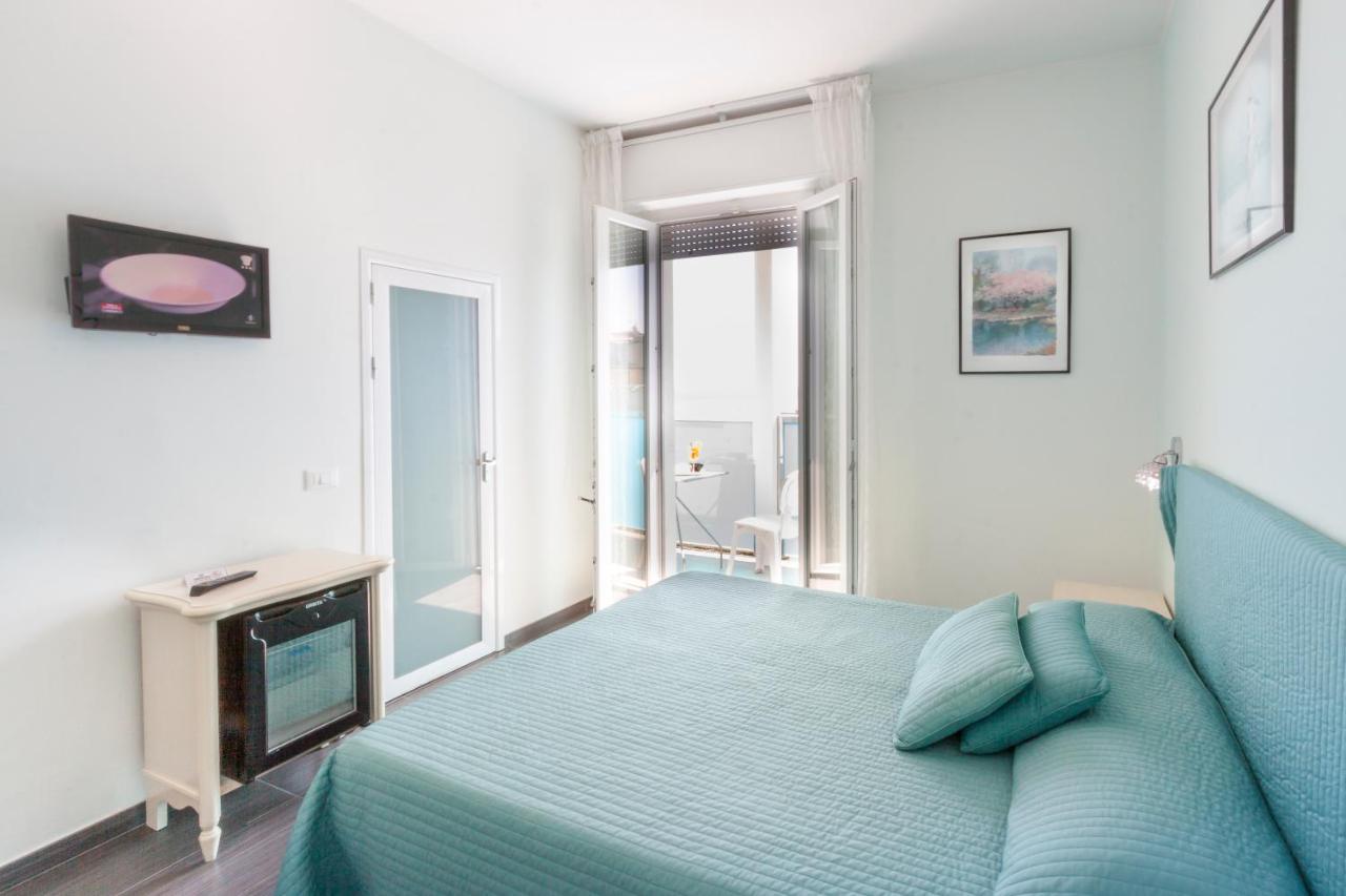 Hotel Spiaggia Marconi Ρίμινι Εξωτερικό φωτογραφία